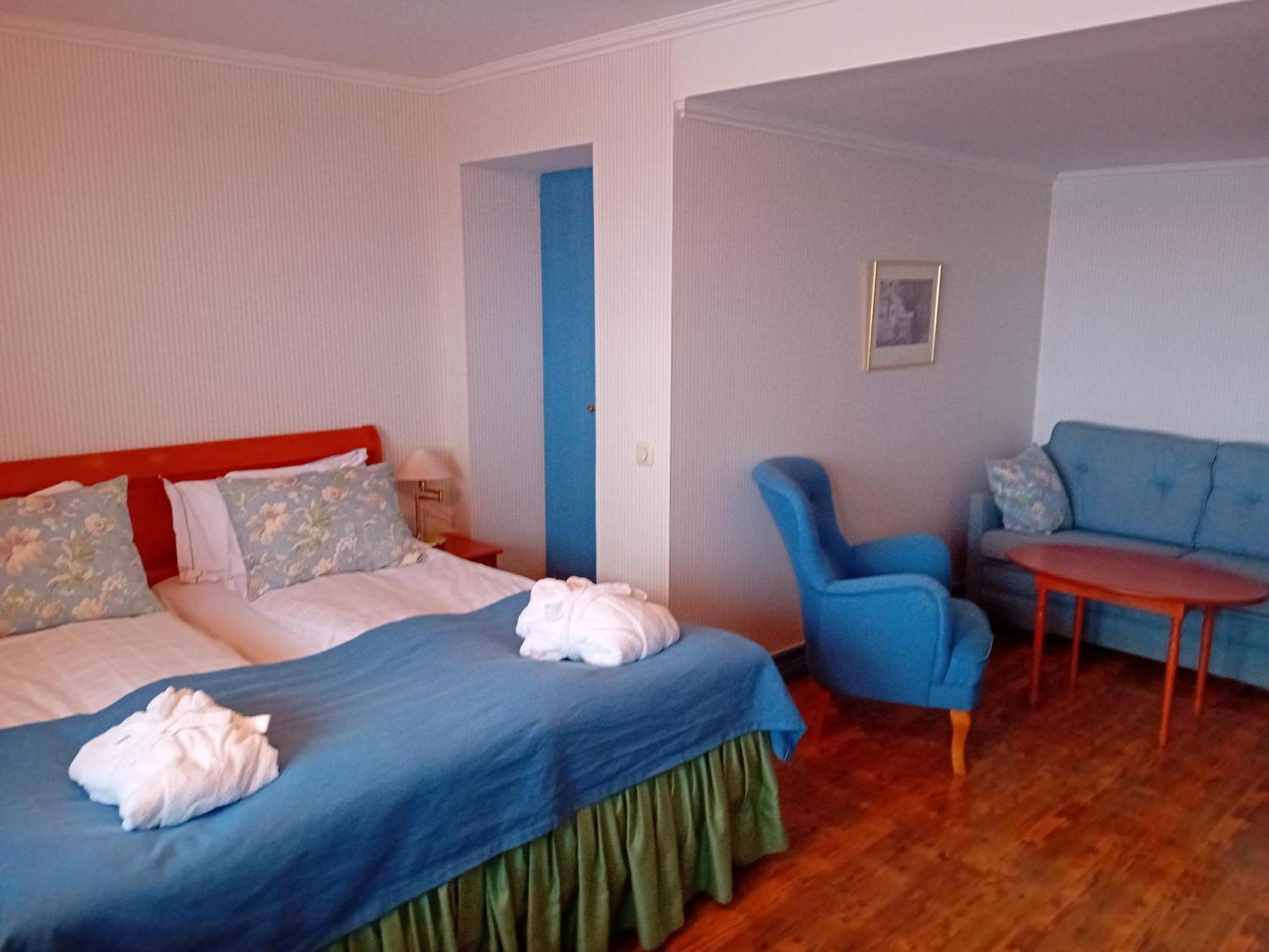 Taellbergsgardens Hotell Dış mekan fotoğraf