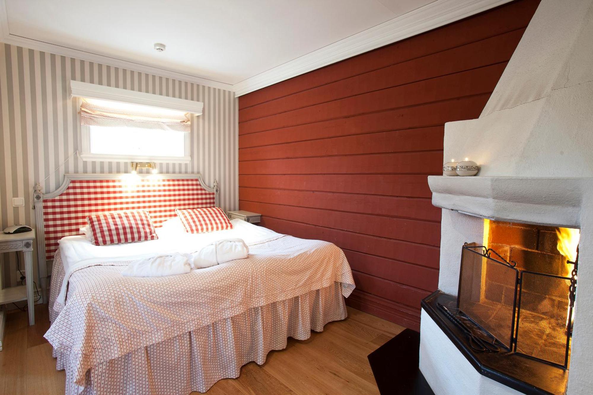 Taellbergsgardens Hotell Dış mekan fotoğraf