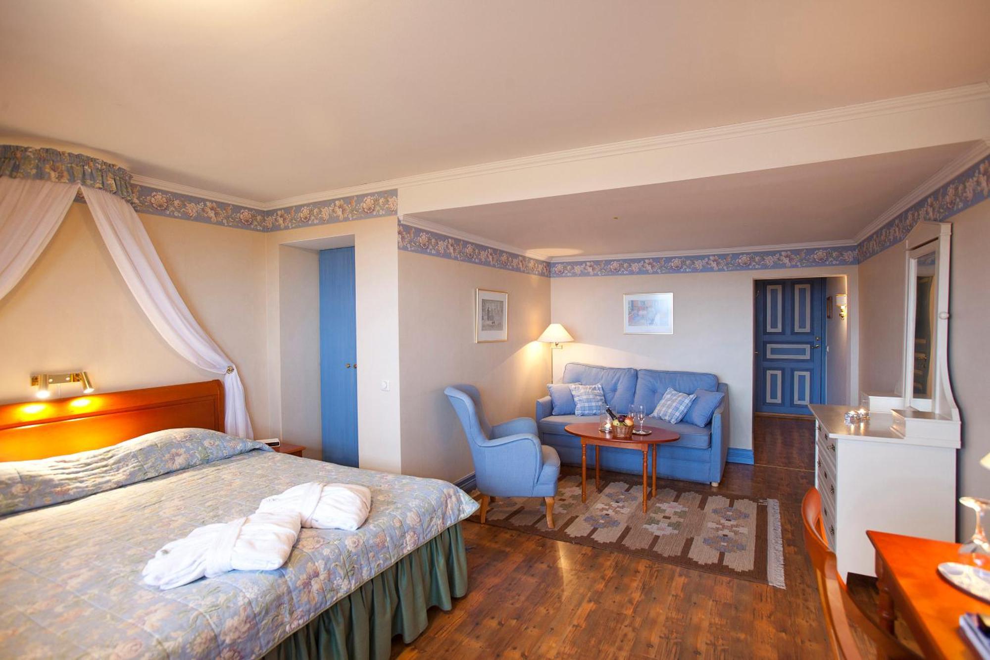 Taellbergsgardens Hotell Dış mekan fotoğraf