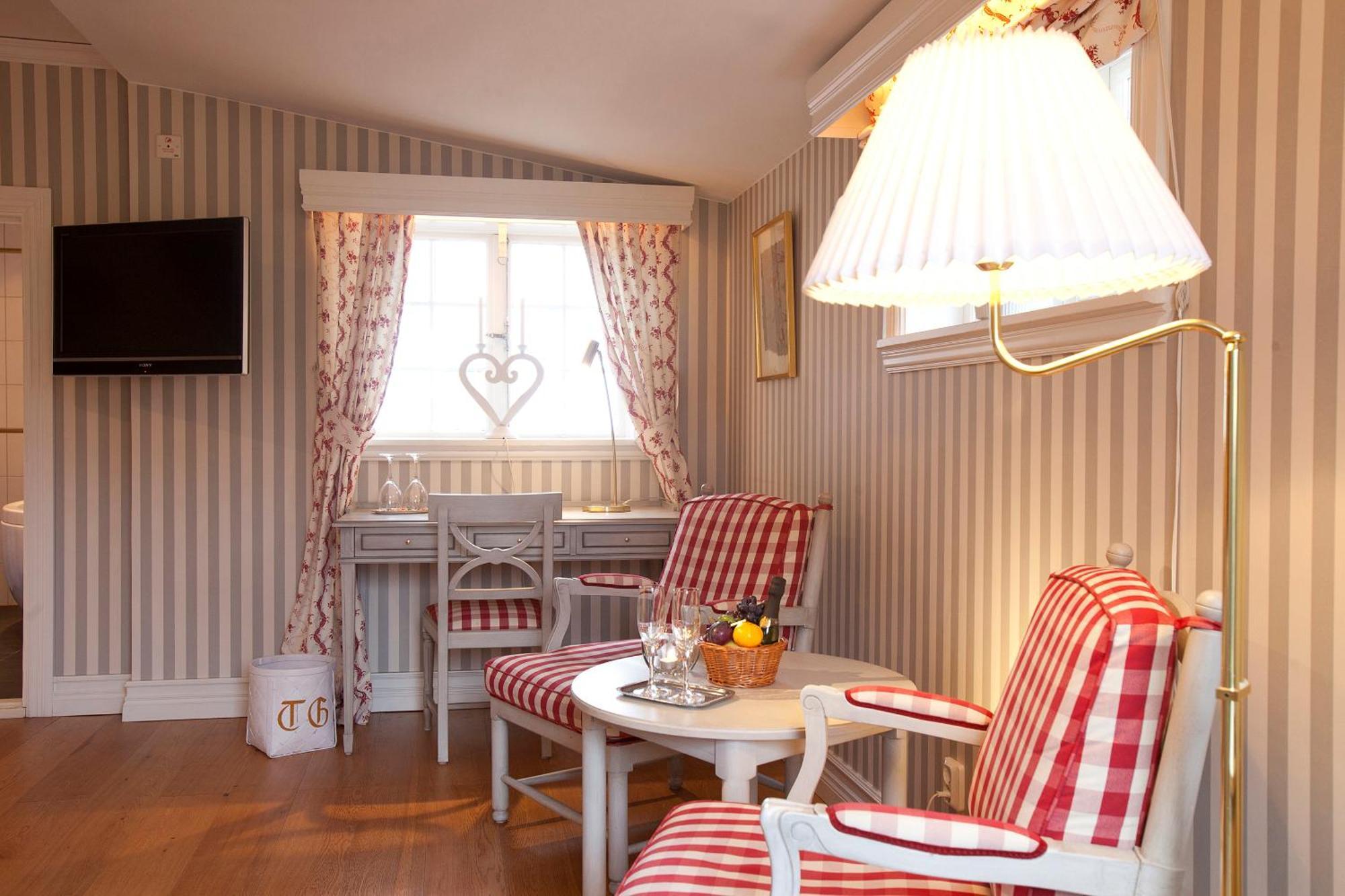 Taellbergsgardens Hotell Dış mekan fotoğraf