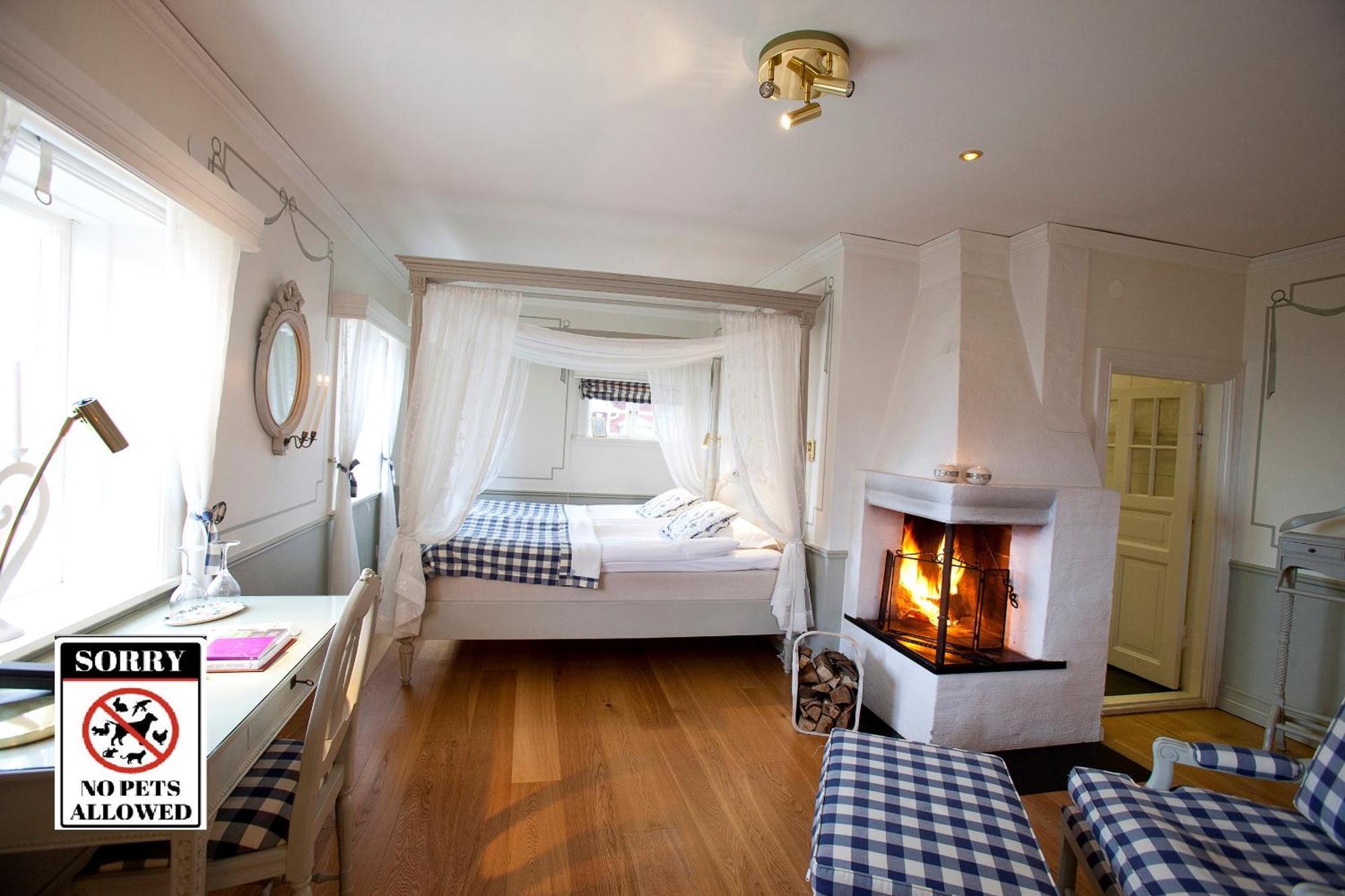 Taellbergsgardens Hotell Dış mekan fotoğraf