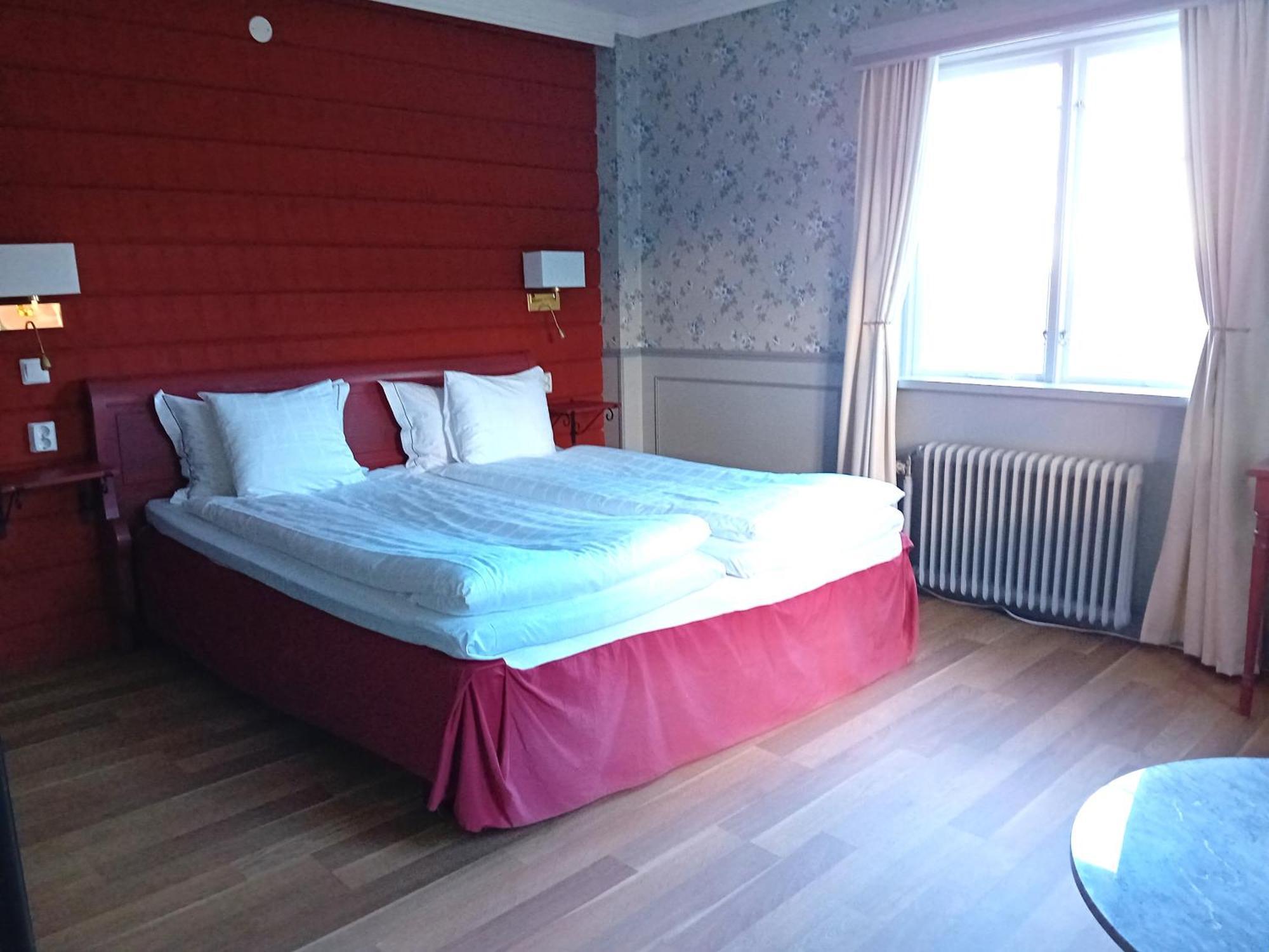 Taellbergsgardens Hotell Dış mekan fotoğraf